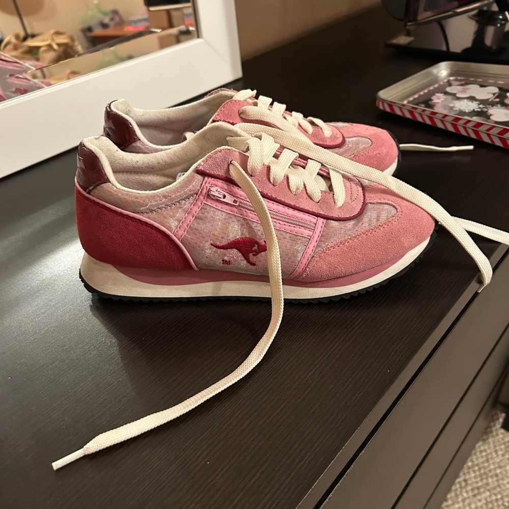kangaROOS Women’s Pink Sneakers